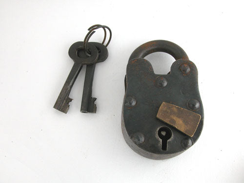 Optional Chest Iron Padlock