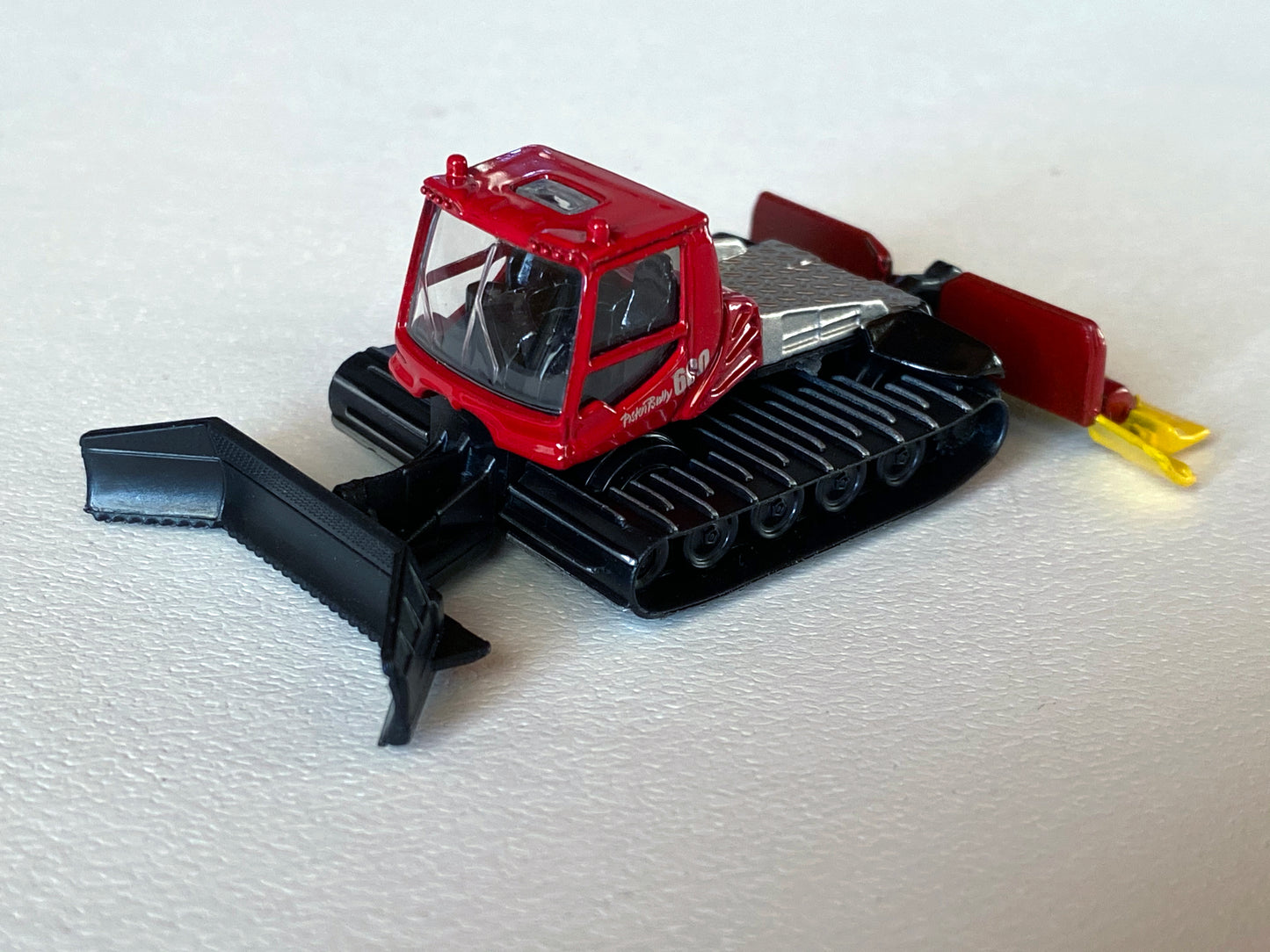 PistonBully Sno Cat